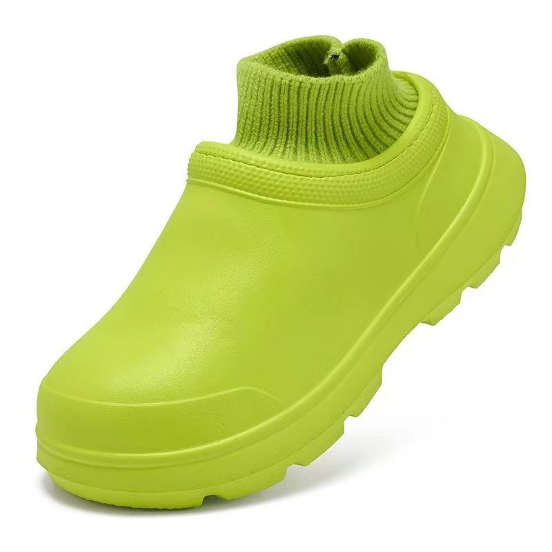 Step Into Comfort: Unisex Waterproof & Lightweight Clogs!